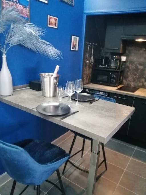 Appartement Avec Sauna Et Balneo Privatifs -Troyes Centre Экстерьер фото
